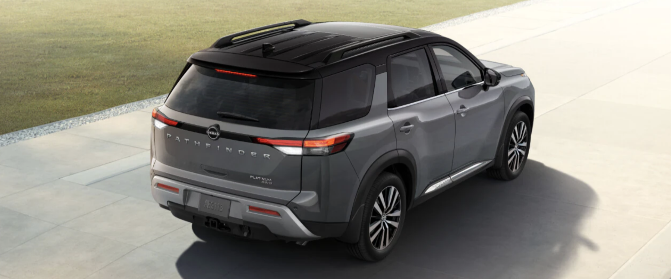 New Pathfinder lease deals and finance specials at a Kenosha Nissan dealer