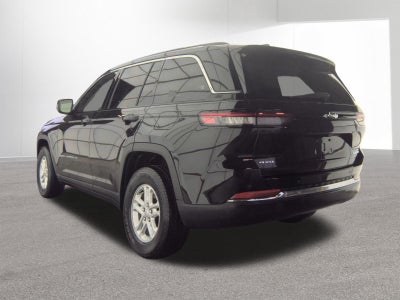 2023 Jeep Grand Cherokee Laredo 4WD