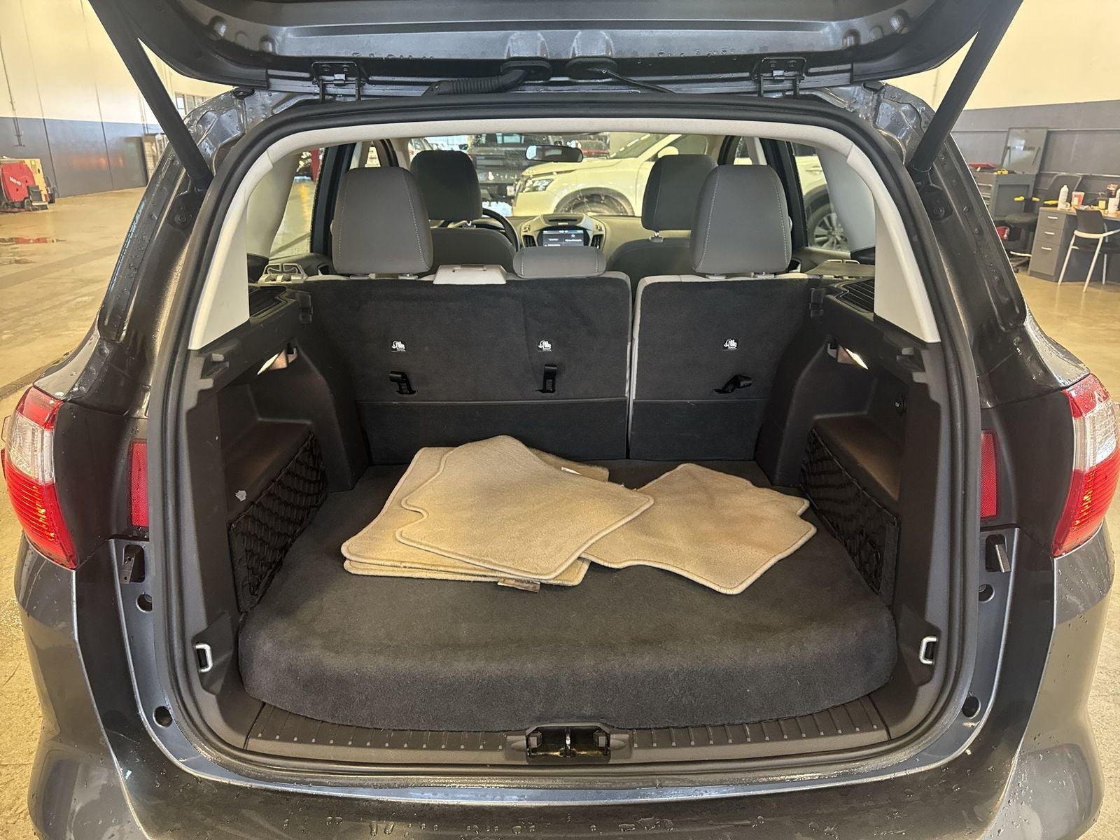 2015 Ford C-Max Hybrid SE