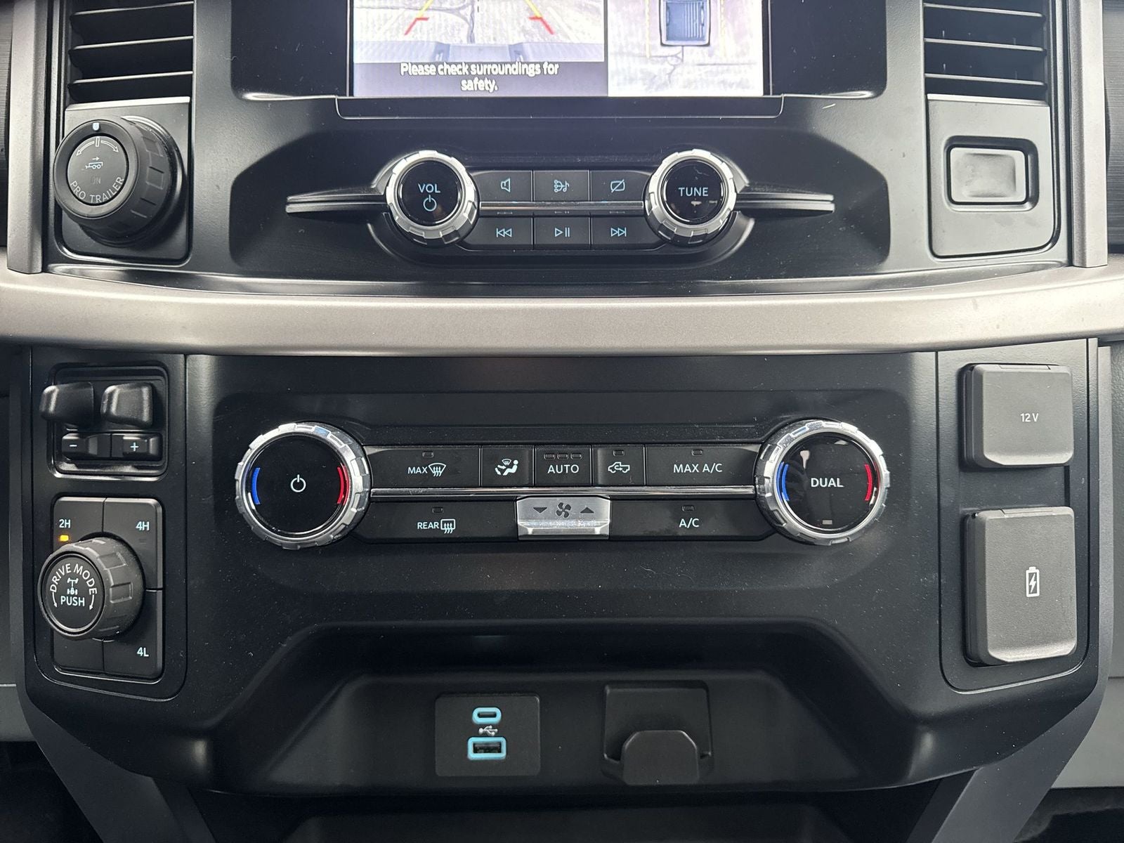 2023 Ford F-150 XLT FX4