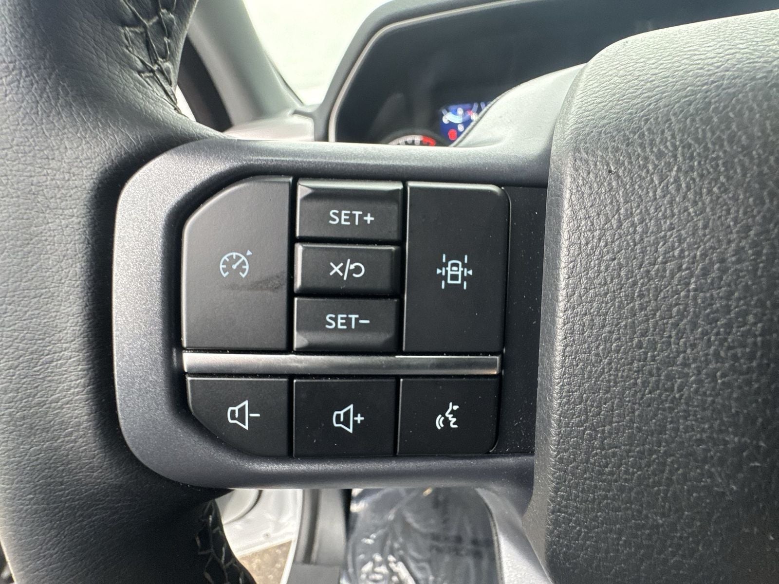 2023 Ford F-150 XLT FX4