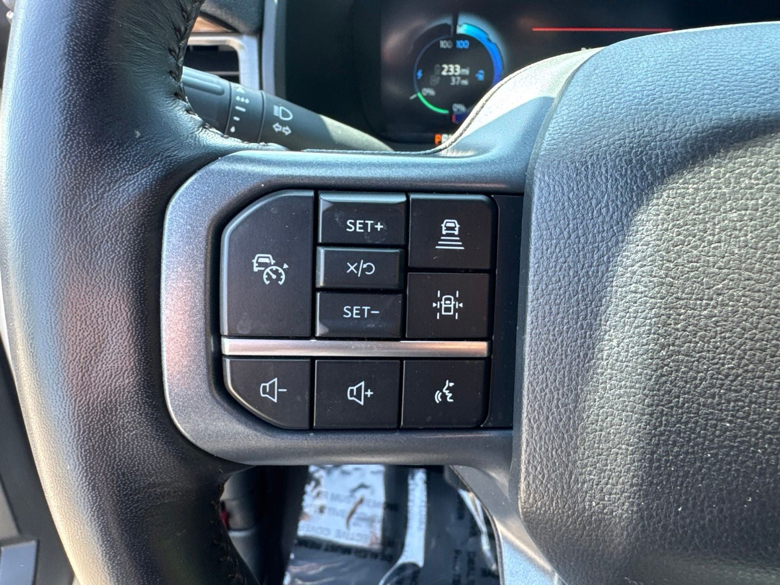 2023 Ford F-150 Lightning Lariat