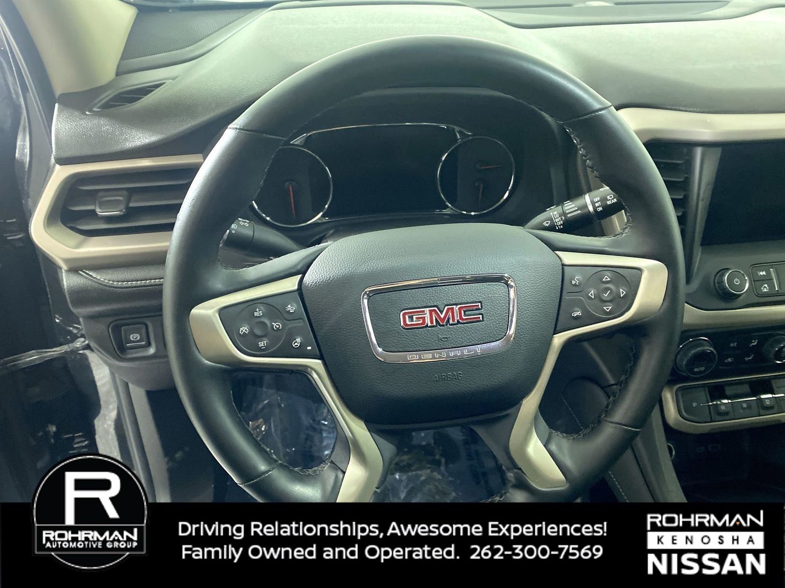 2023 GMC Acadia Denali