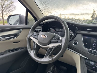 2020 Cadillac XT5 Premium Luxury