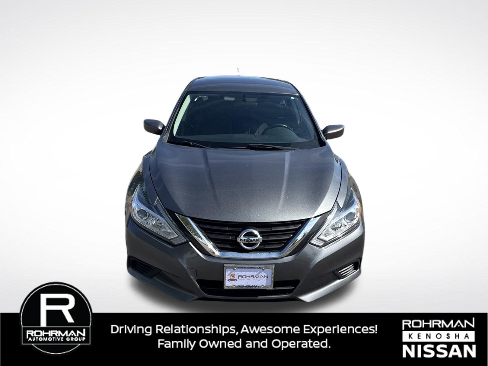Used 2017 Nissan Altima S with VIN 1N4AL3AP7HC211530 for sale in Kenosha, WI