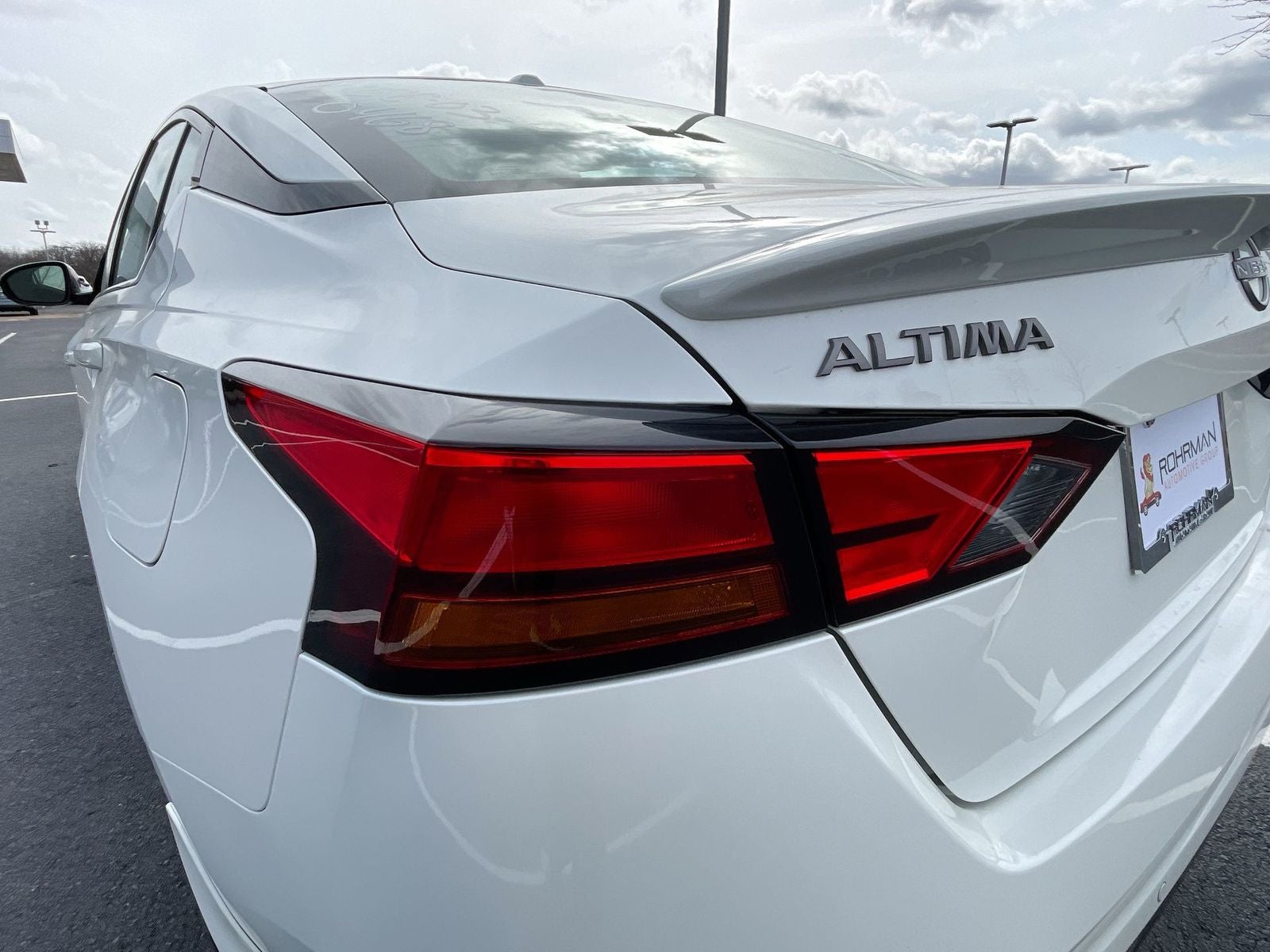 2024 Nissan Altima 2.0 SR