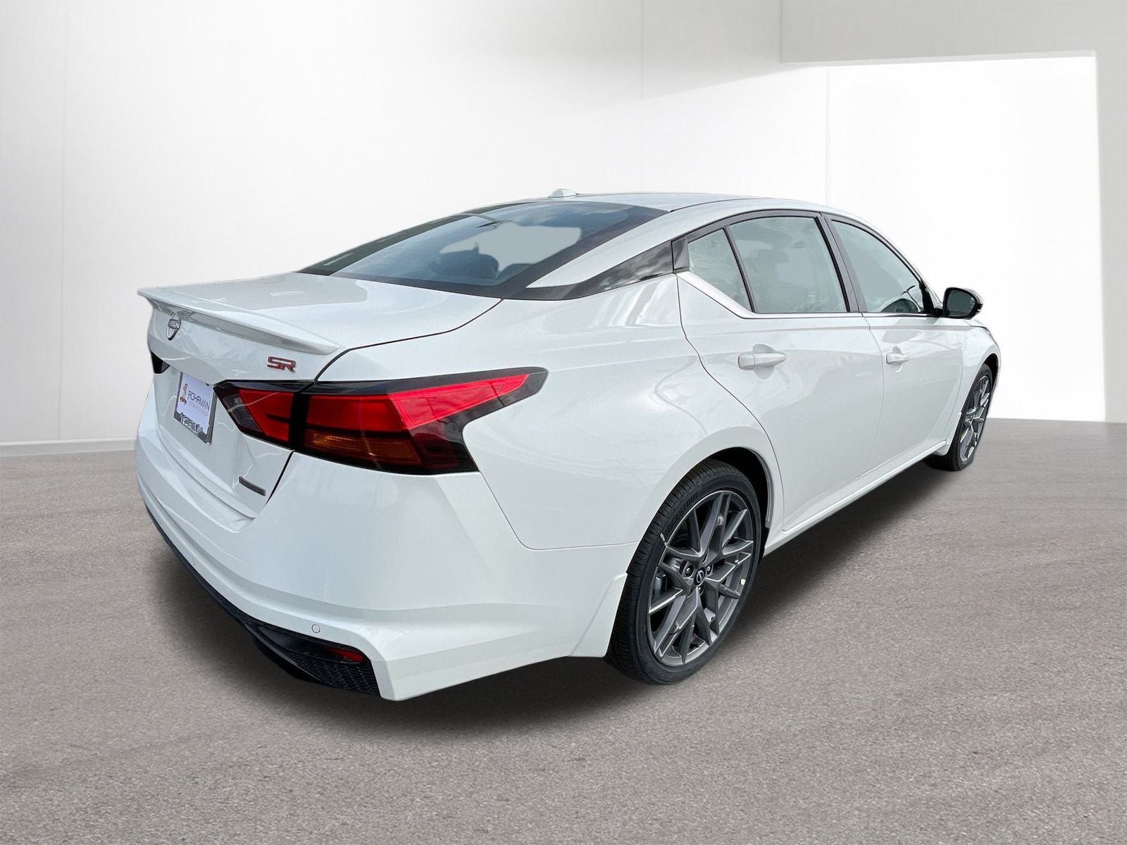 2024 Nissan Altima 2.0 SR