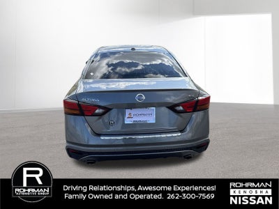 2022 Nissan Altima 2.5 SR