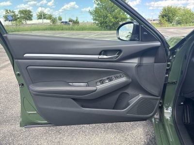 2026 Nissan Altima 2.5 SR AWD Premium Package