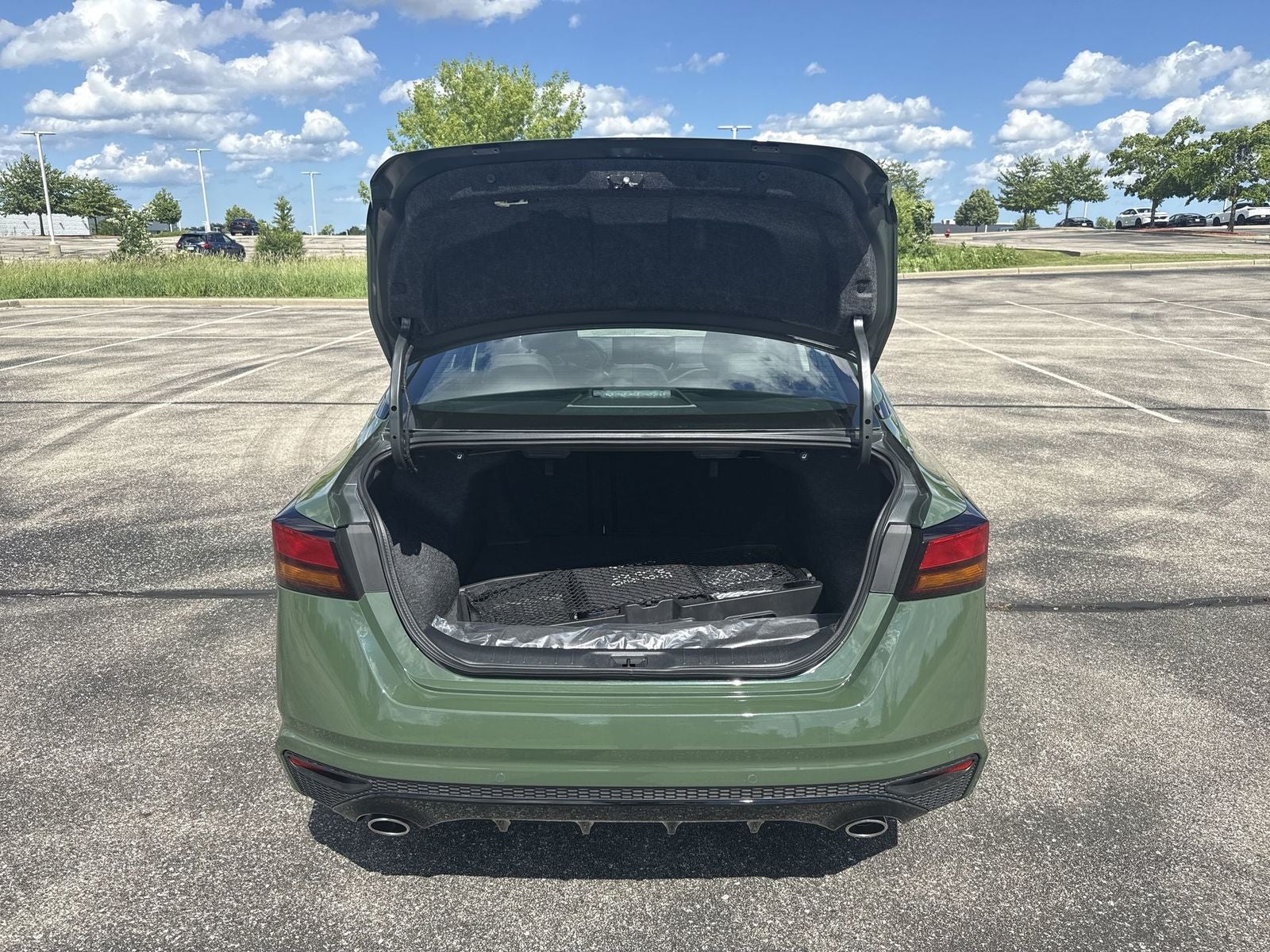 2026 Nissan Altima 2.5 SR AWD Premium Package