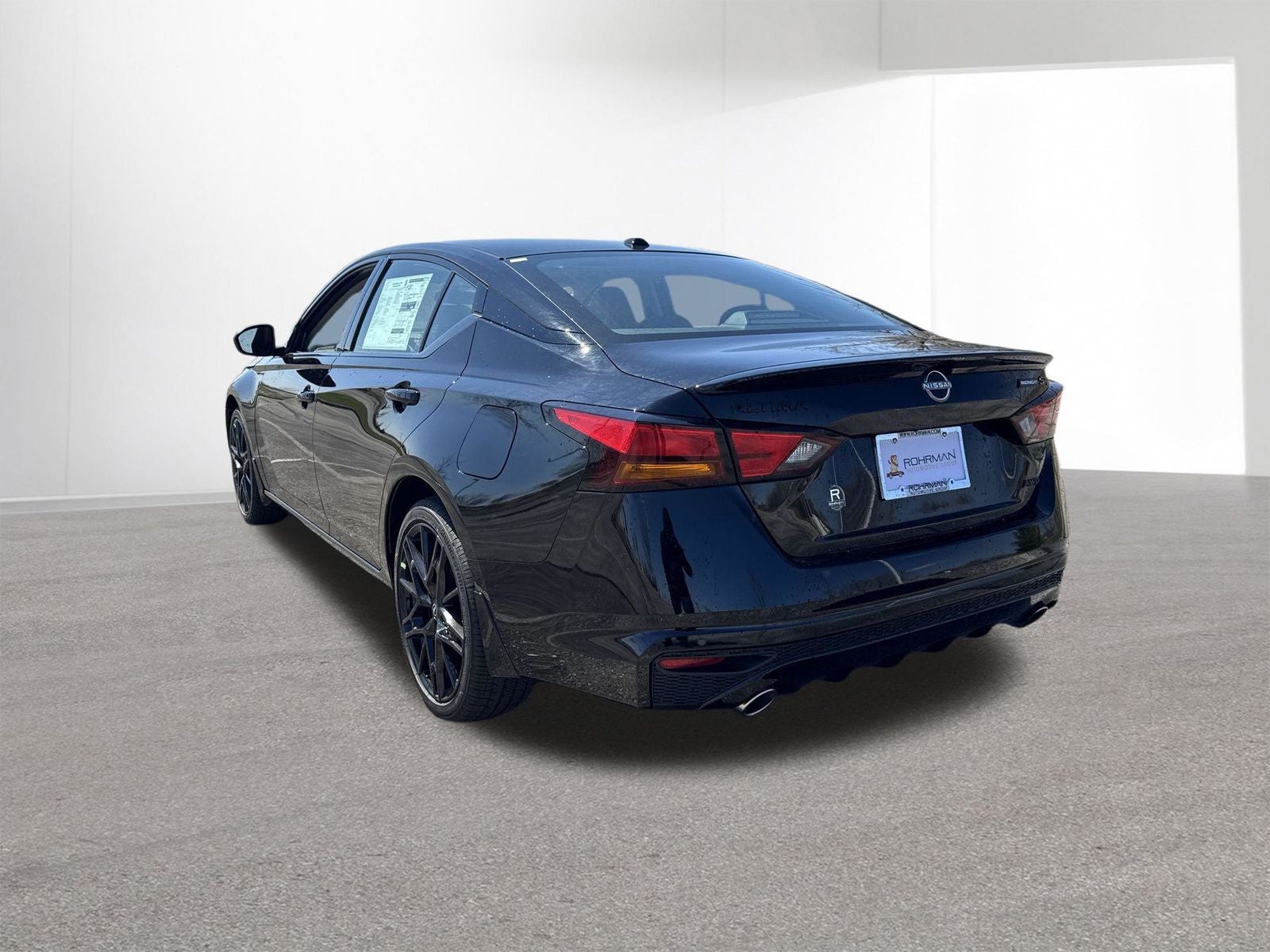 2026 Nissan Altima 2.5 SR Midnight Edition Package