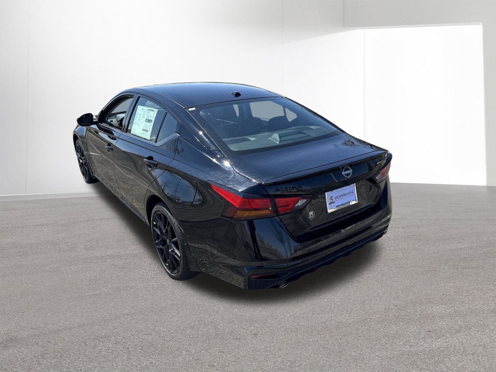 2026 Nissan Altima 2.5 SR Midnight Edition Package