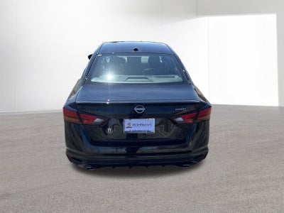 2026 Nissan Altima 2.5 SR Midnight Edition Package