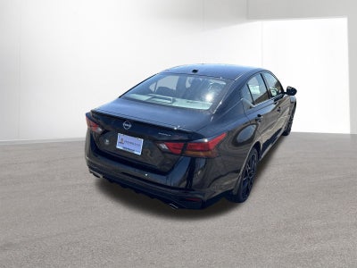 2026 Nissan Altima 2.5 SR Midnight Edition Package
