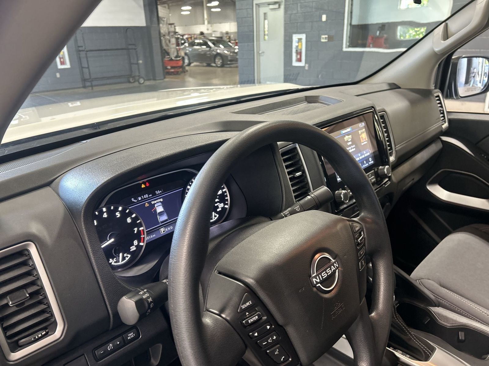 2024 Nissan Frontier SV
