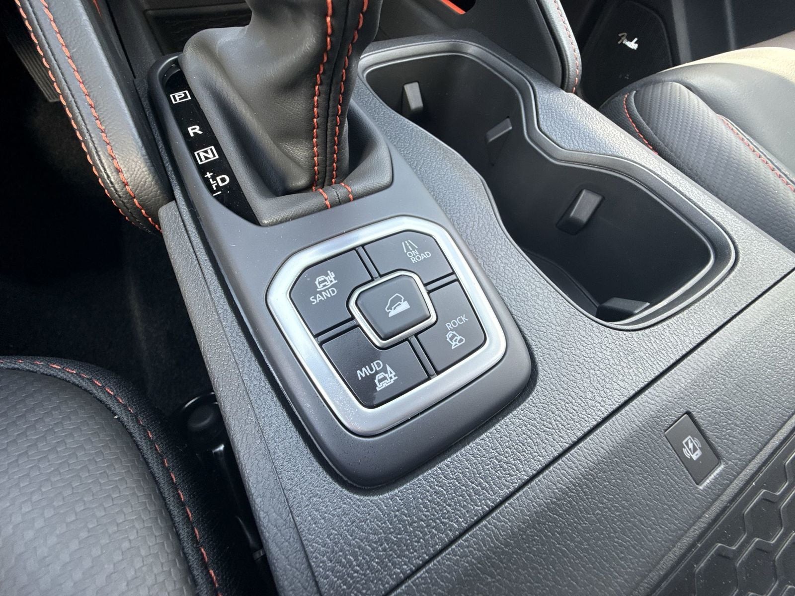 2026 Nissan Frontier PRO-4X Premium Package