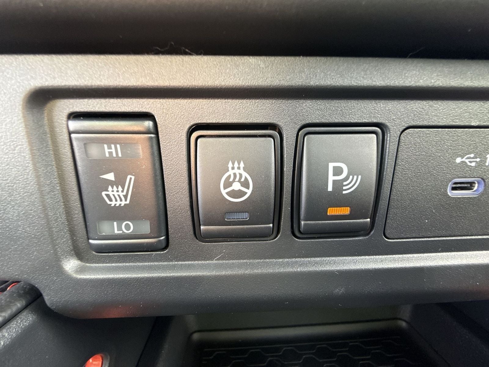 2026 Nissan Frontier PRO-4X Convenience Package