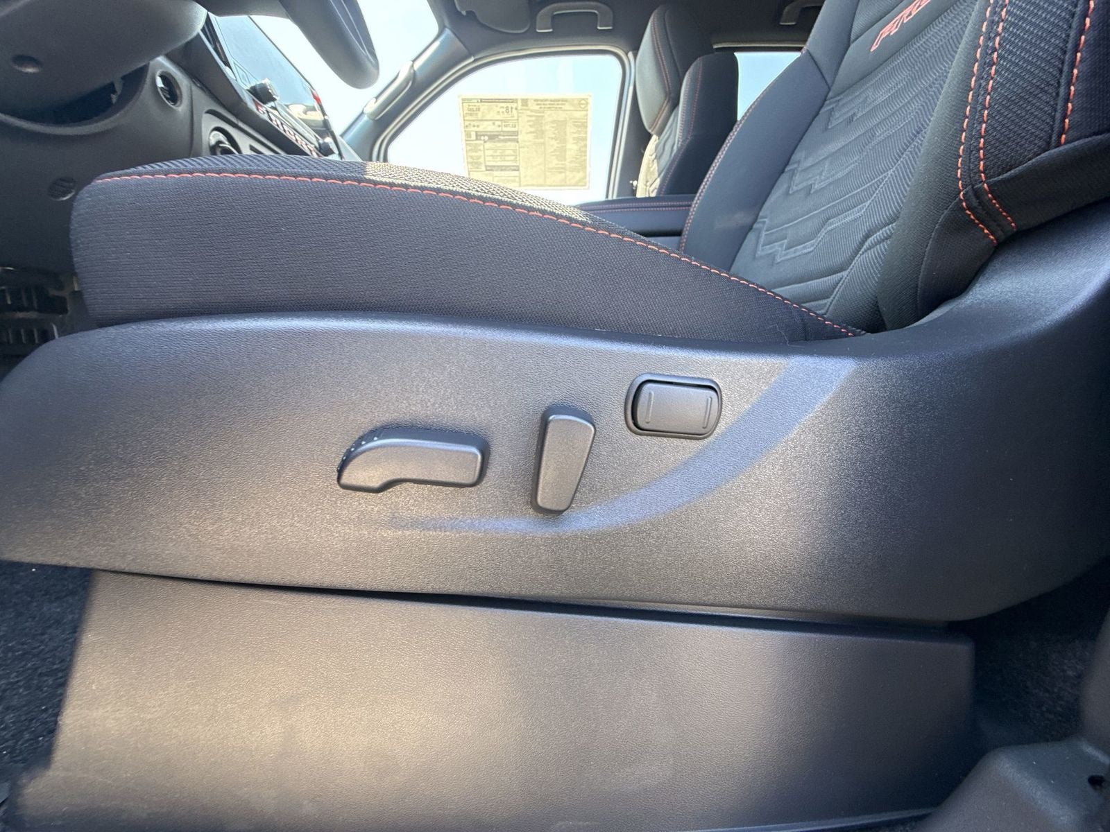 2026 Nissan Frontier PRO-4X Convenience Package
