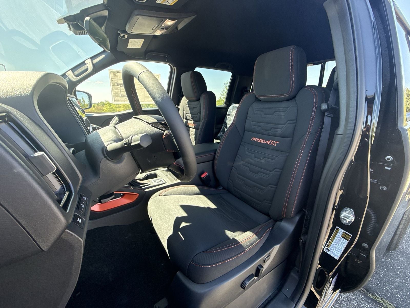 2026 Nissan Frontier PRO-4X Convenience Package