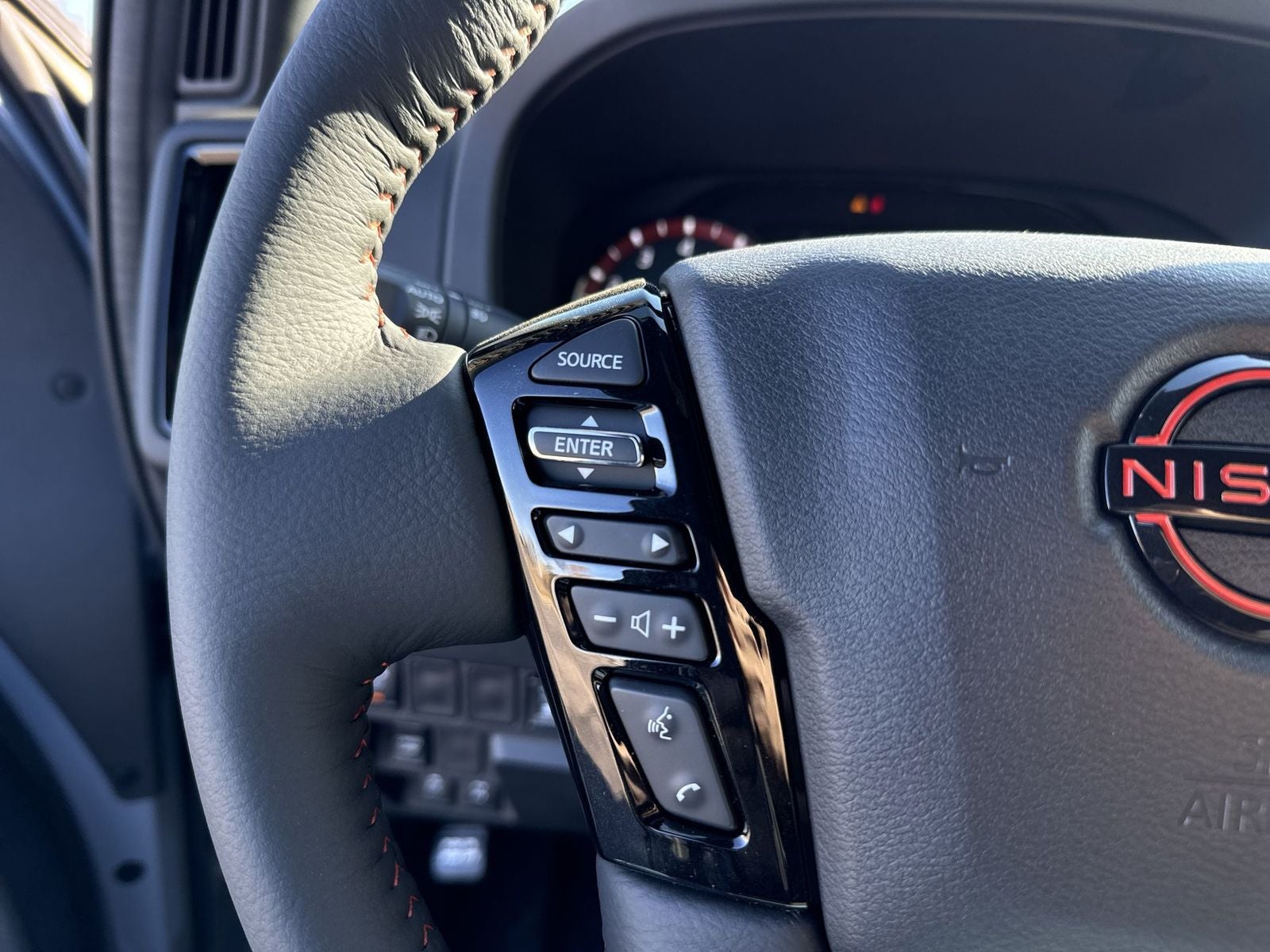 2026 Nissan Frontier PRO-4X Convenience Package