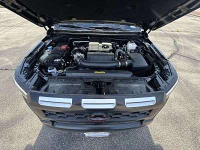 2026 Nissan Frontier PRO-4X Convenience Package