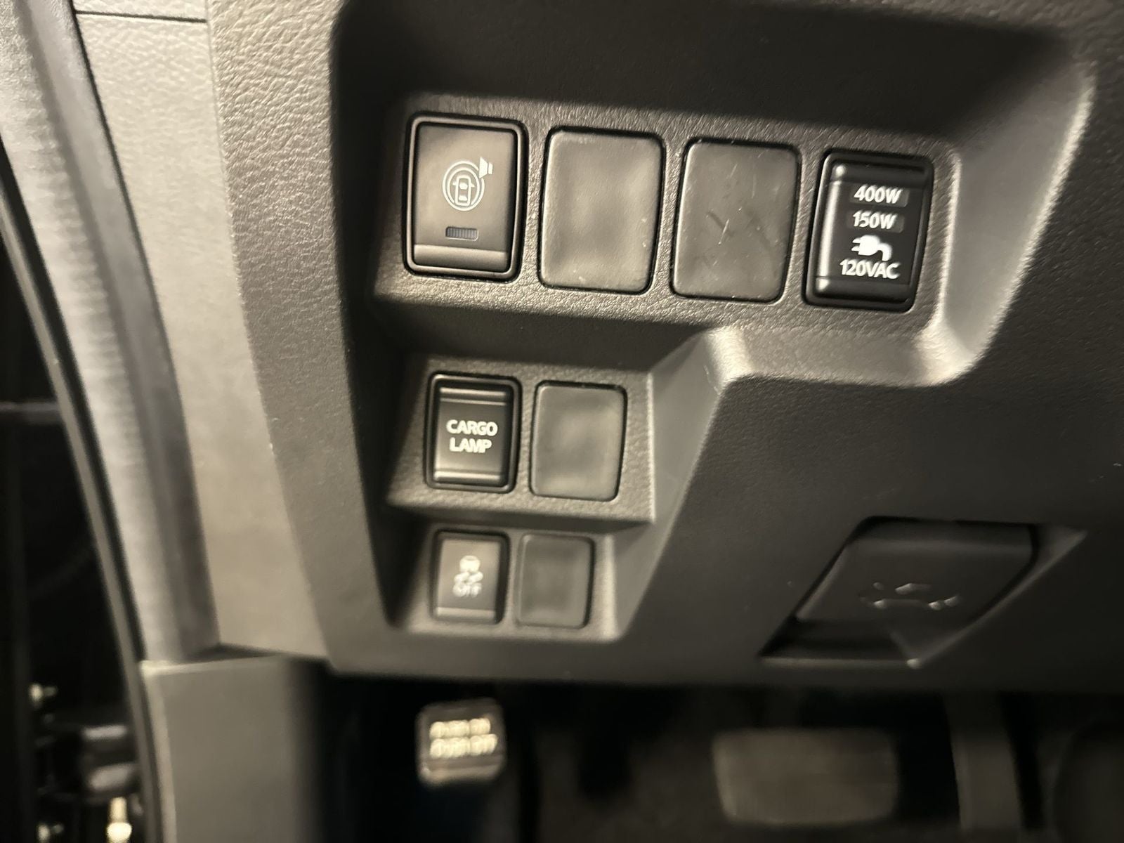 2026 Nissan Frontier SV Convenience Package