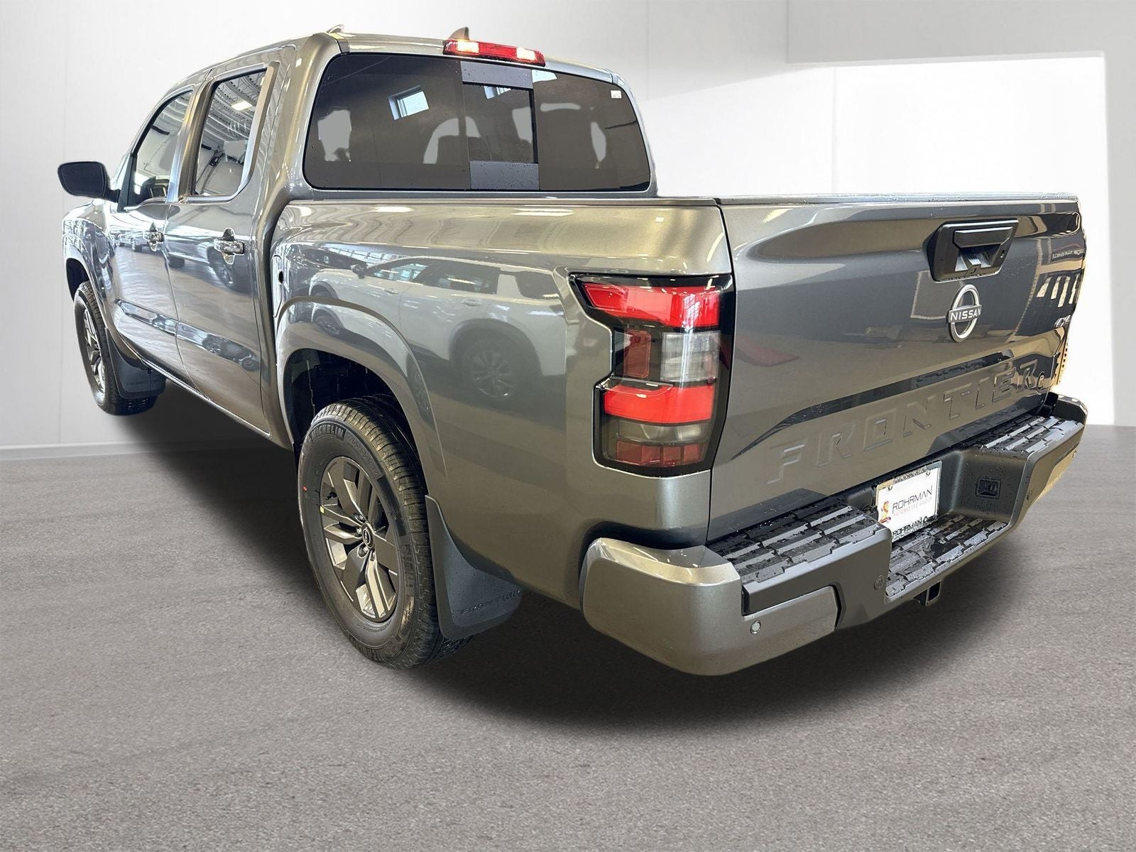2026 Nissan Frontier SV Convenience Package