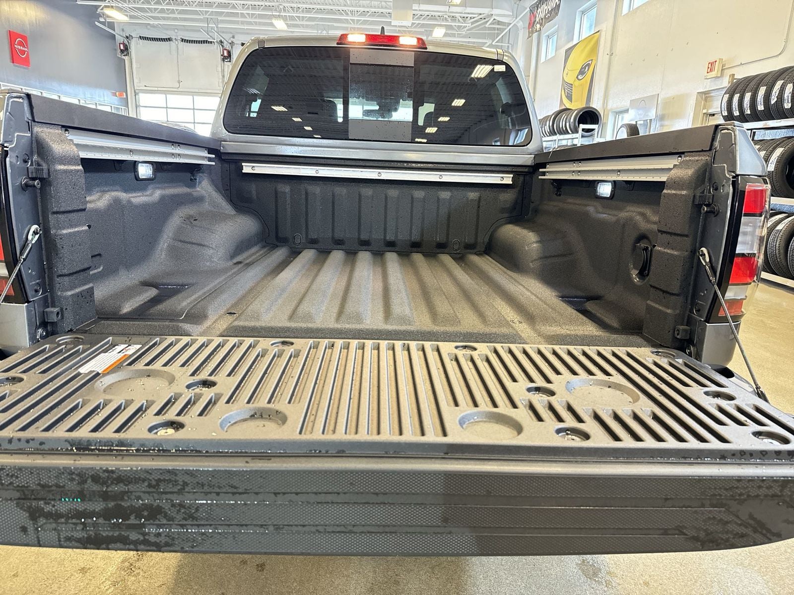 2026 Nissan Frontier SV Convenience Package