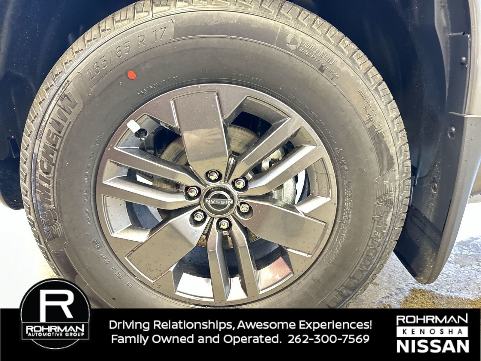 2026 Nissan Frontier SV Convenience Package