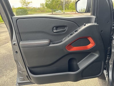 2026 Nissan Frontier PRO-4X Convenience Package