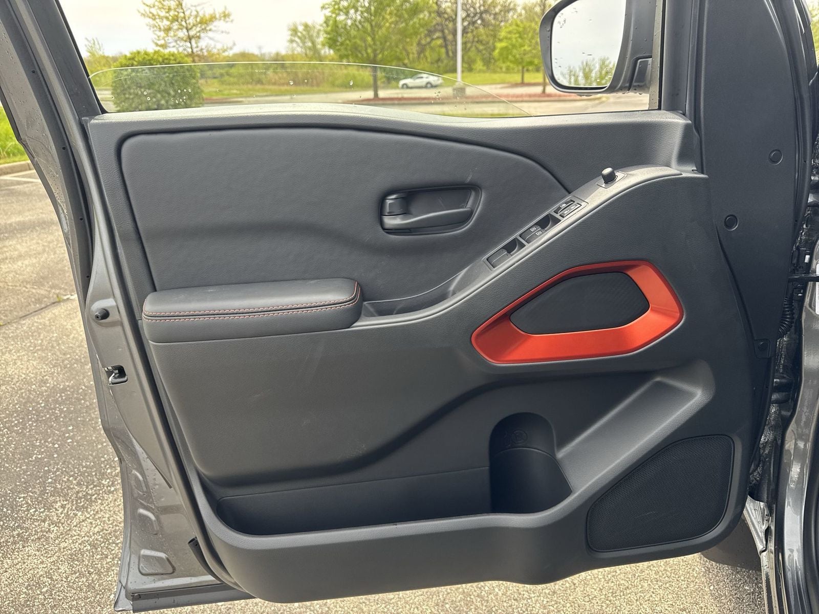 2026 Nissan Frontier PRO-4X Convenience Package