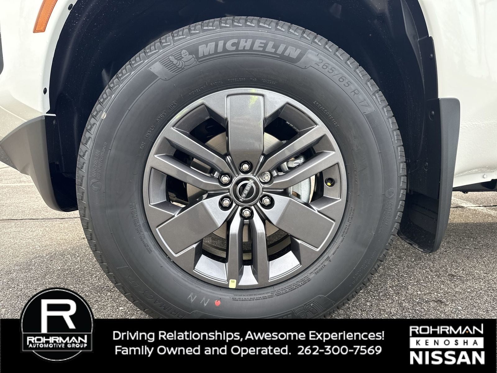 2026 Nissan Frontier SV Convenience Package