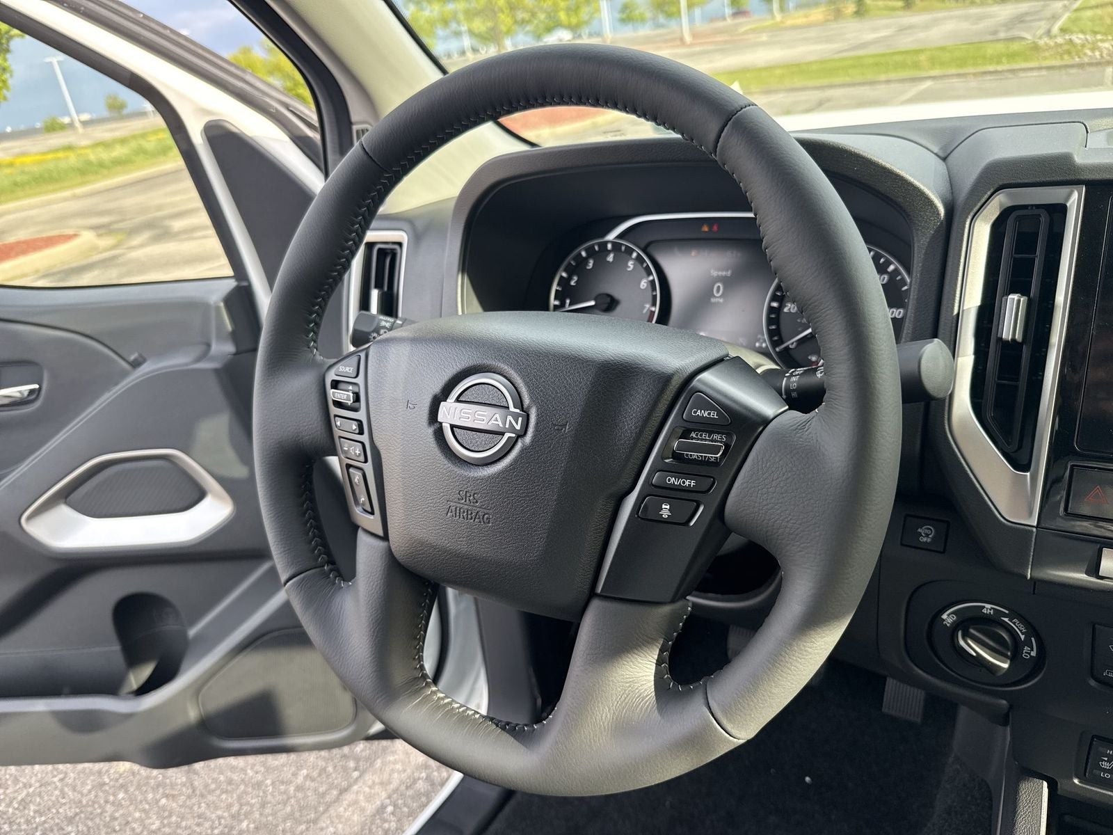 2026 Nissan Frontier SV Convenience Package