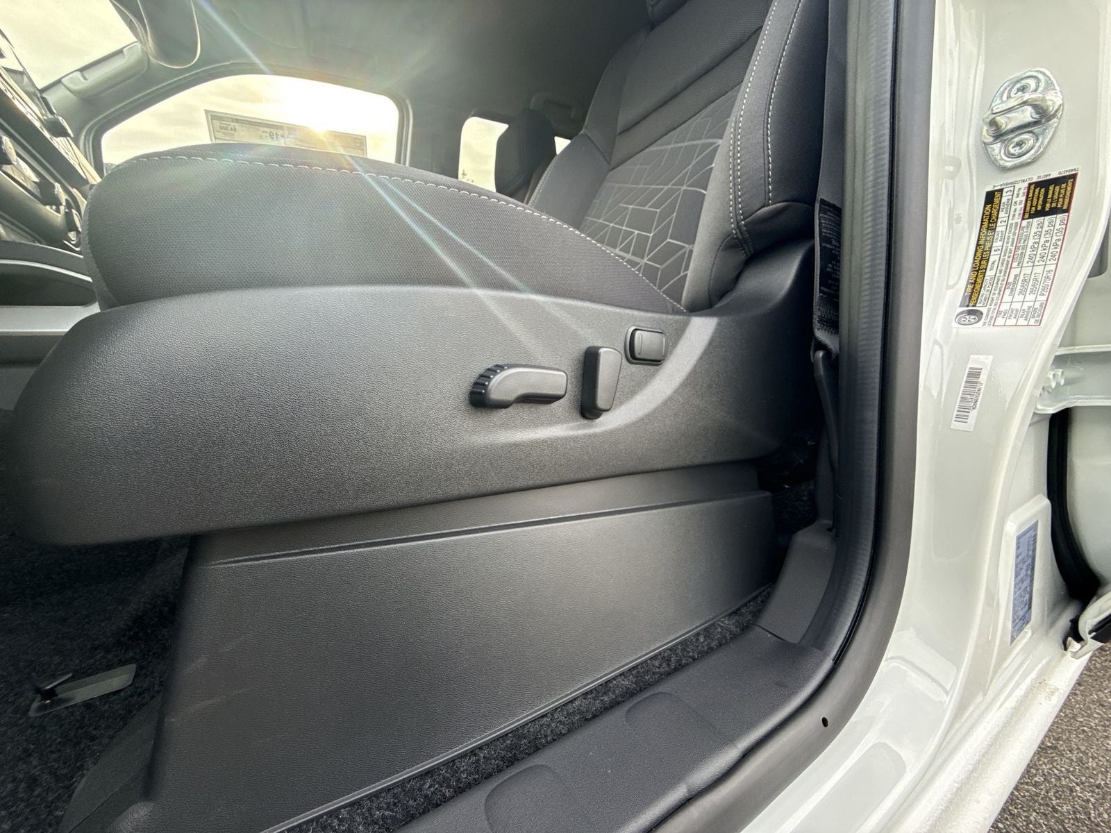 2026 Nissan Frontier SV Convenience Package
