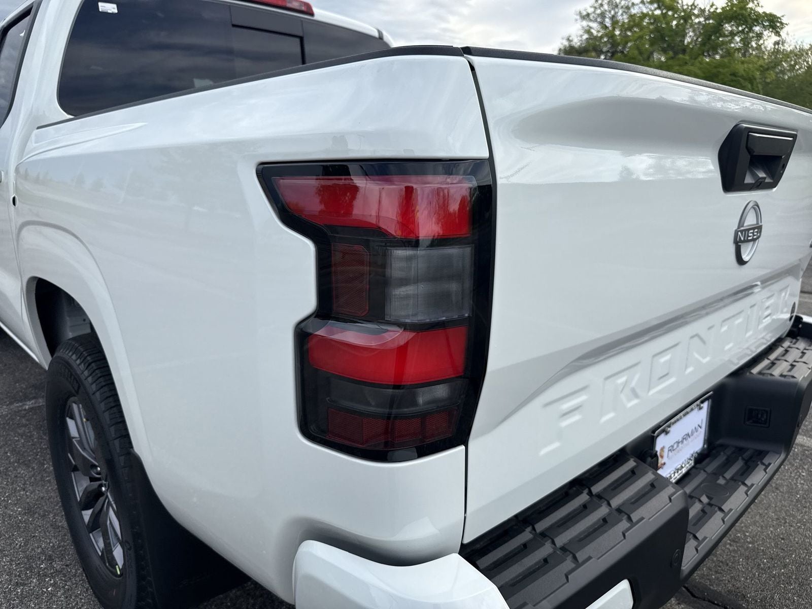 2026 Nissan Frontier SV Convenience Package