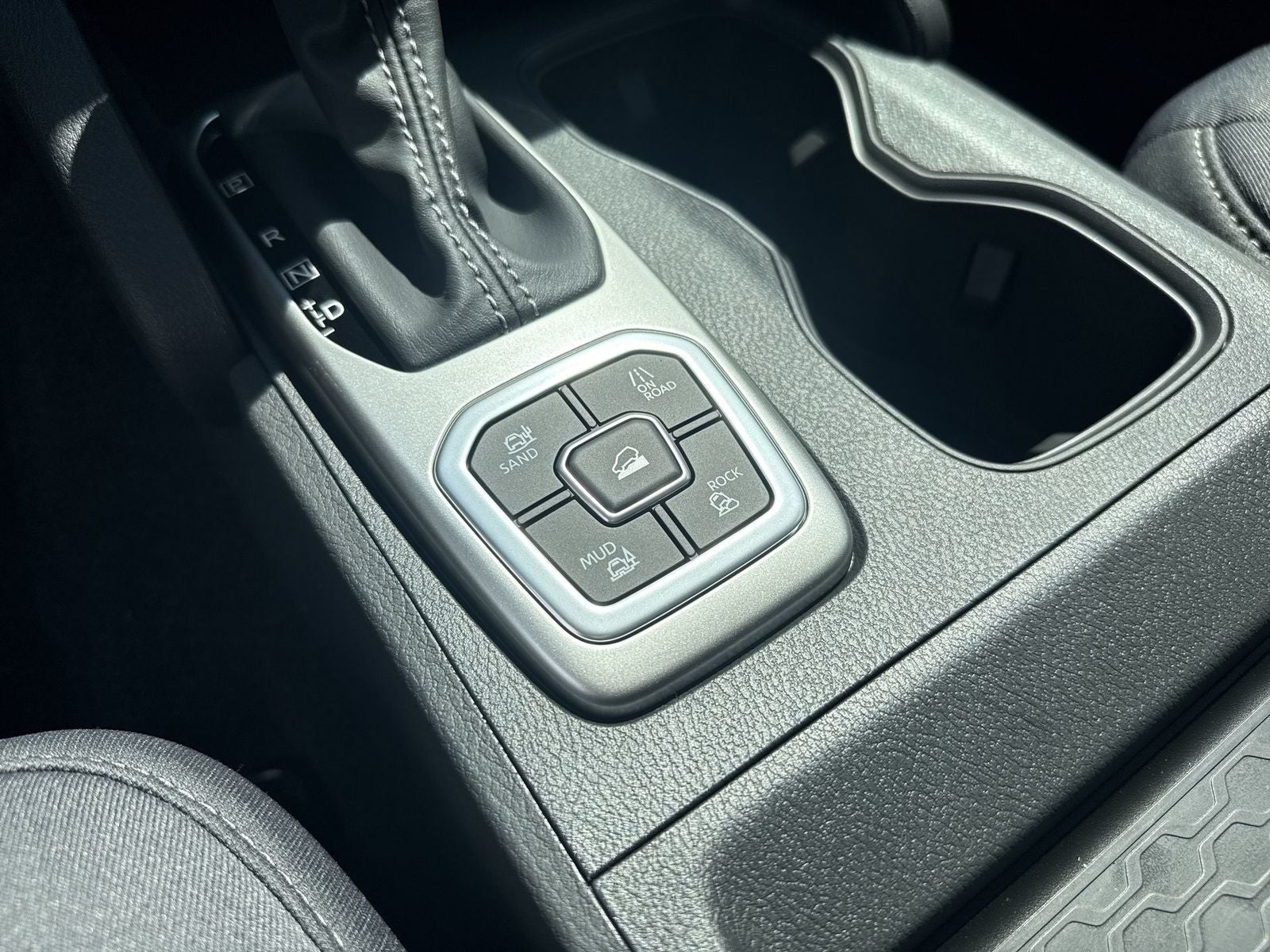 2026 Nissan Frontier SV All-Weather Content Package