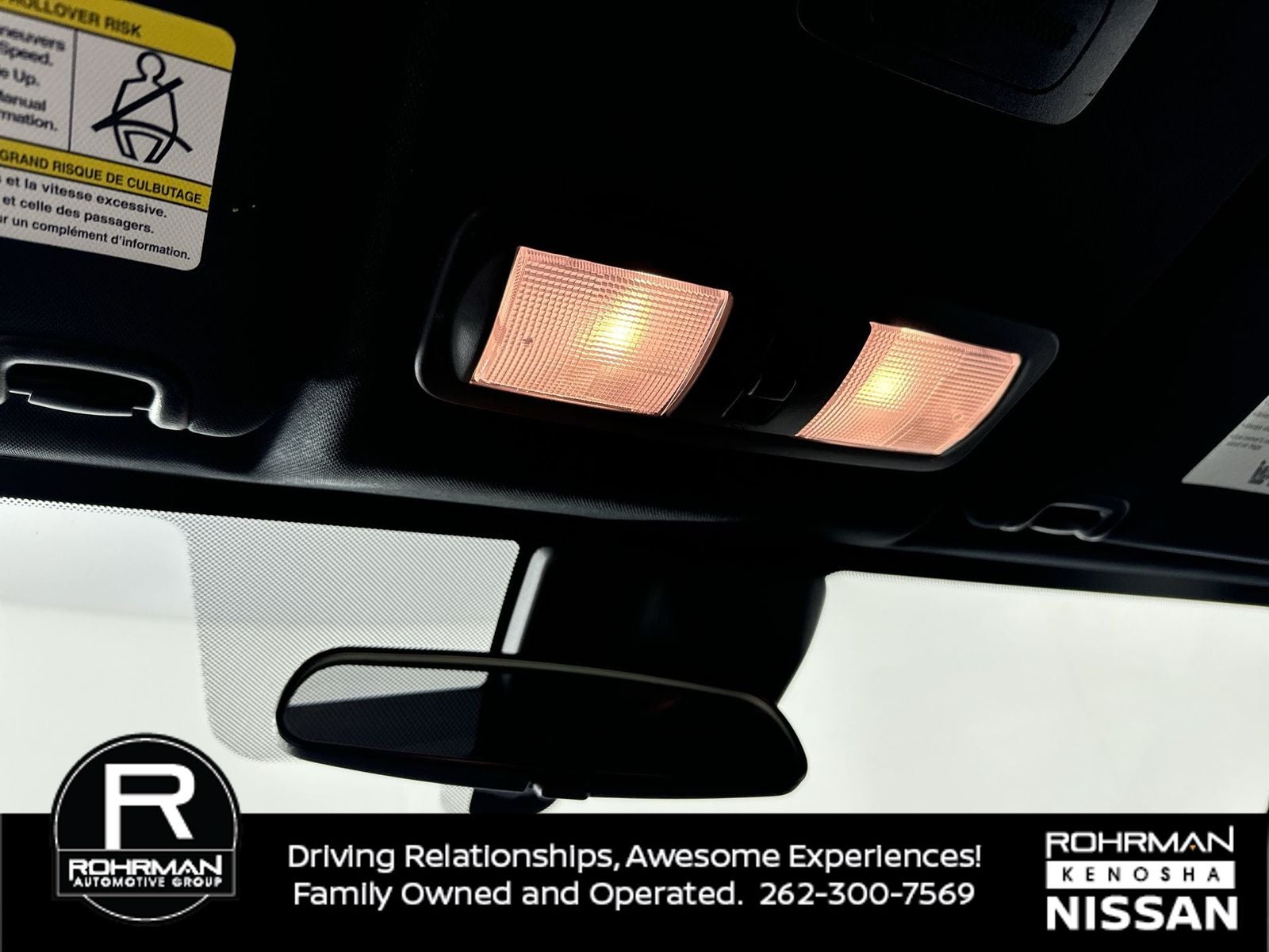 2023 Nissan Frontier SV Midnight Edition Package