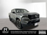 2023 Nissan Frontier SV Midnight Edition Package