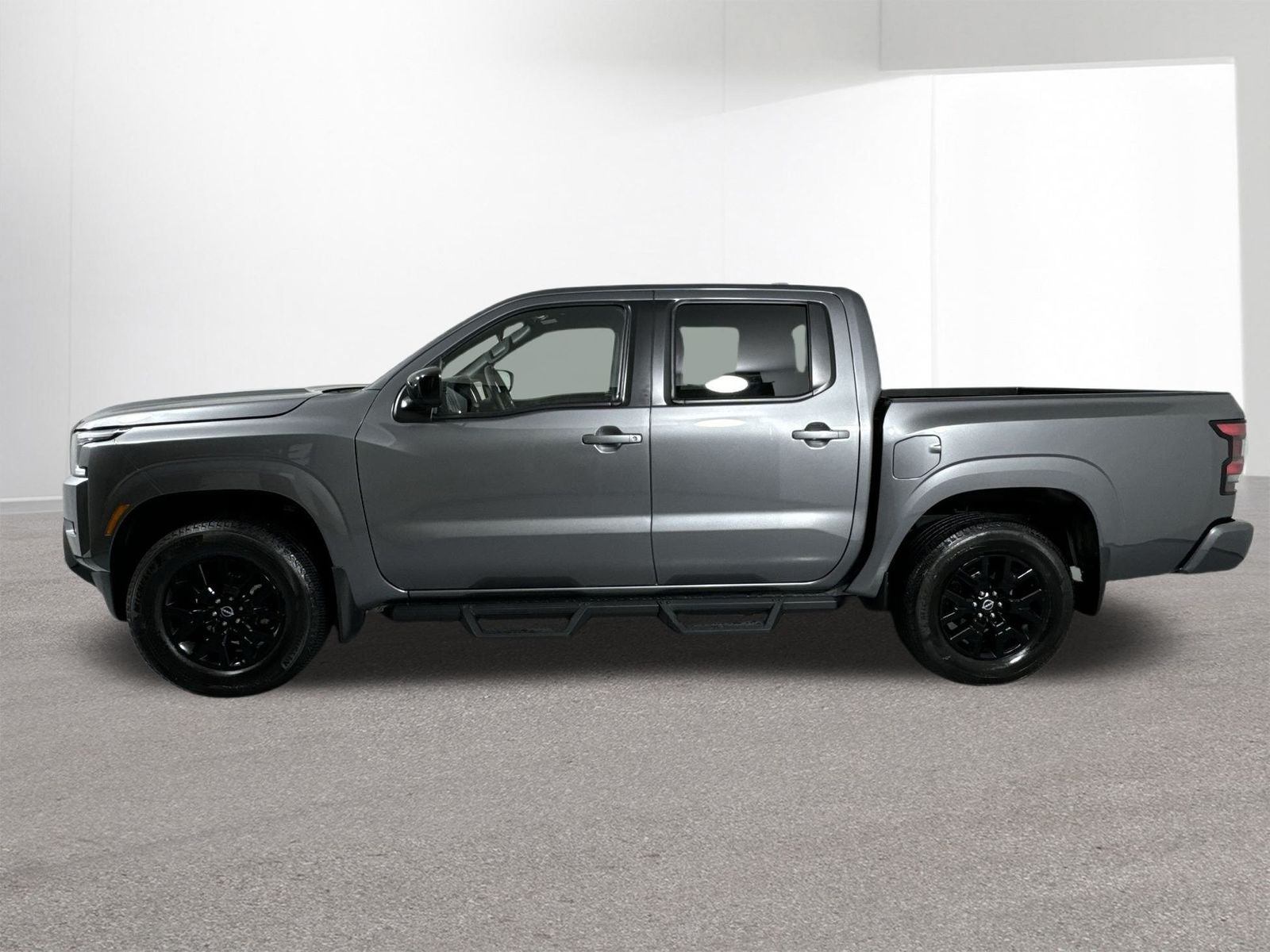 2023 Nissan Frontier SV Midnight Edition Package