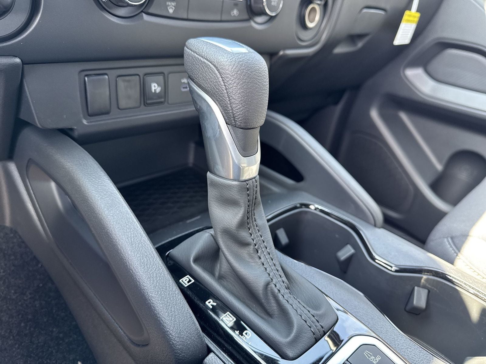 2026 Nissan Frontier SV Dark Armor Package