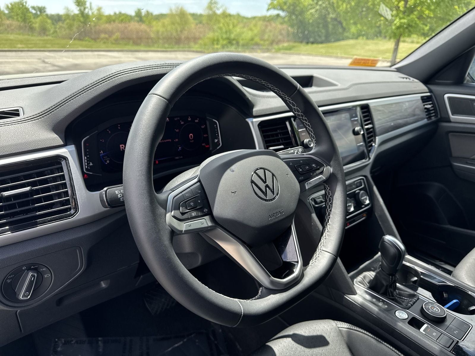 2023 Volkswagen Atlas Cross Sport 3.6L V6 SE w/Technology
