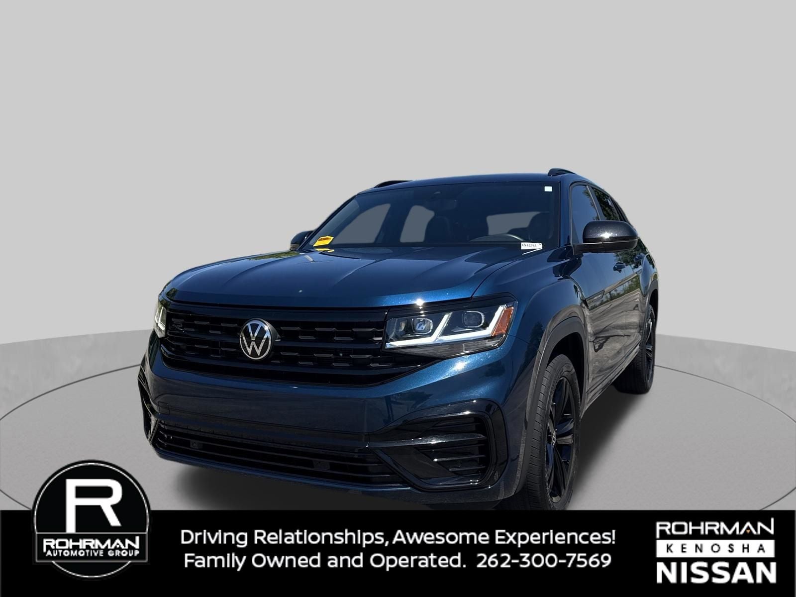 2023 Volkswagen Atlas Cross Sport 2.0T SEL R-Line Black