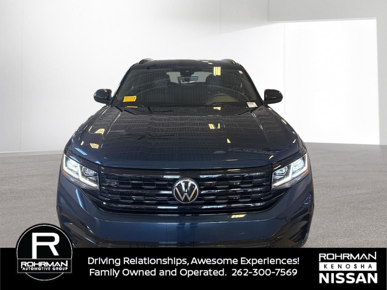 2023 Volkswagen Atlas Cross Sport 2.0T SEL R-Line Black