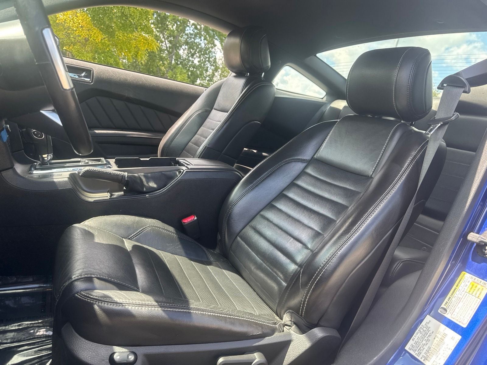 2013 Ford Mustang V6 Premium