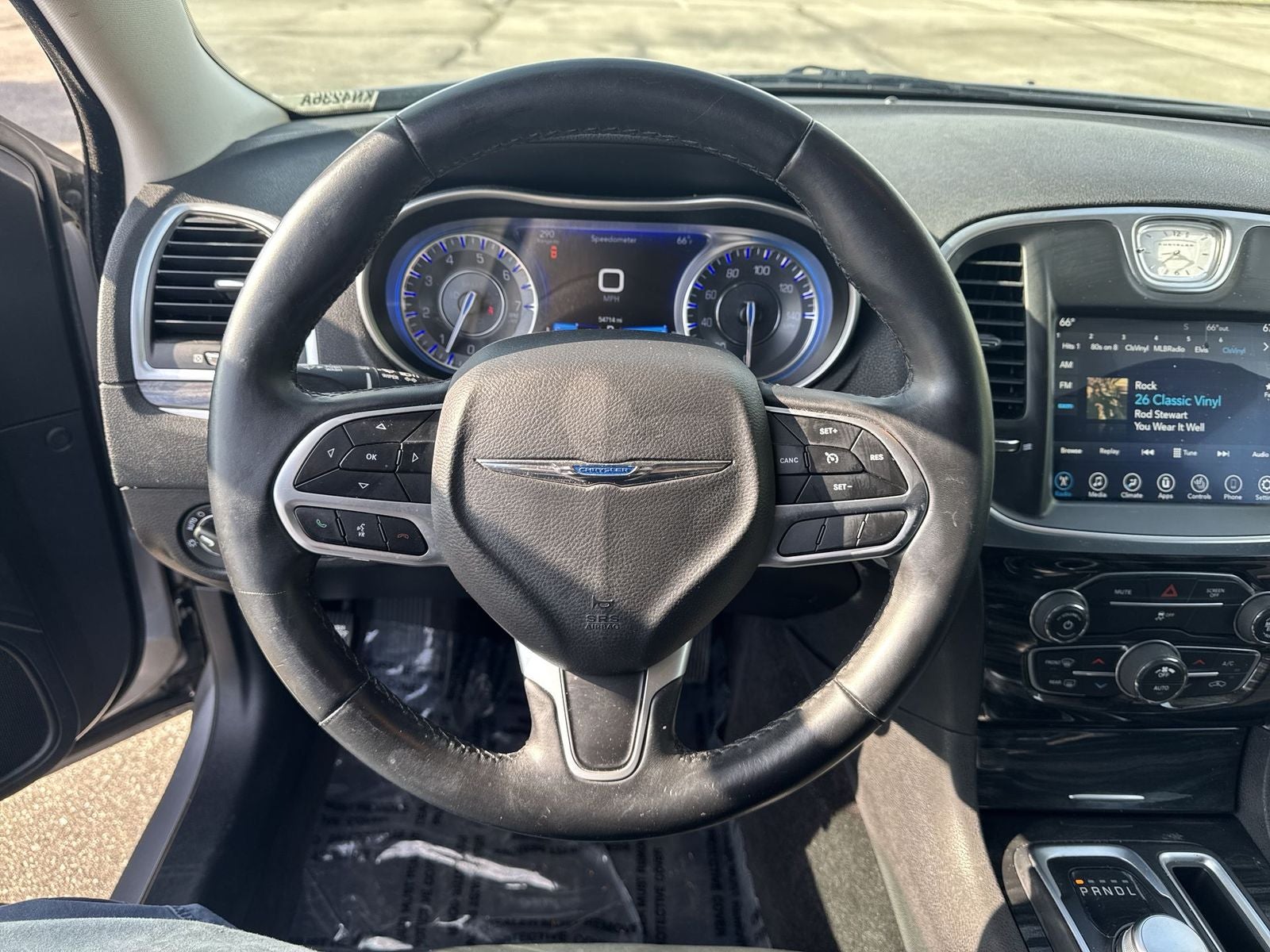 2017 Chrysler 300 Limited