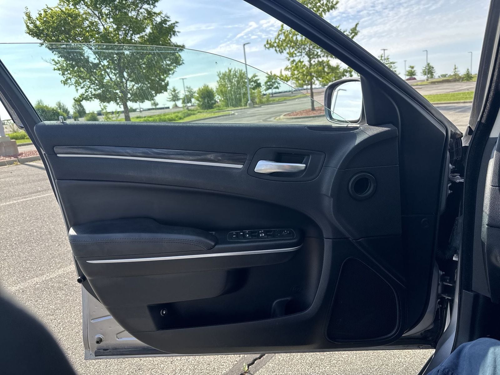 2017 Chrysler 300 Limited