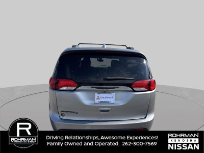 2018 Chrysler Pacifica Touring L Plus