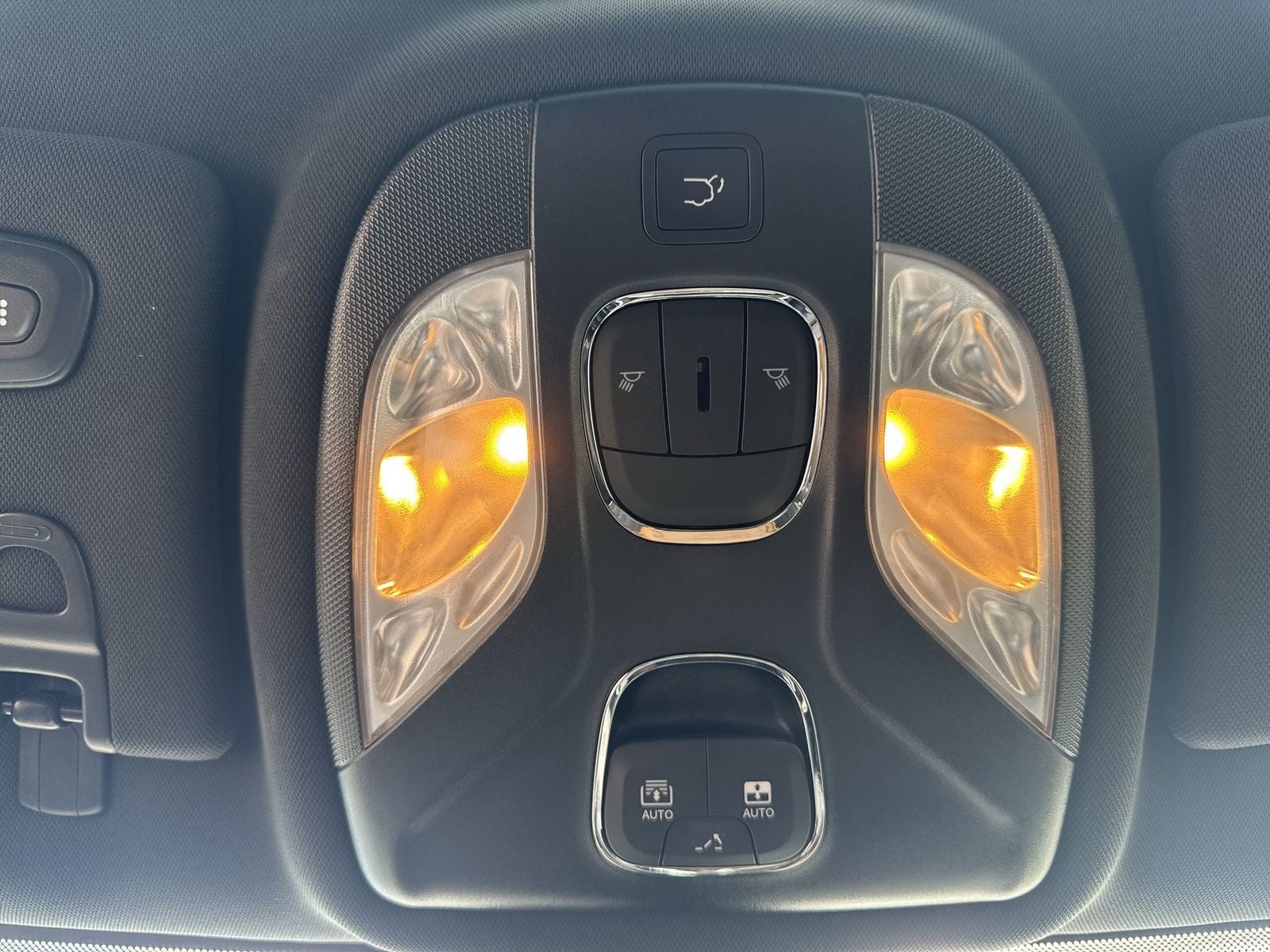 2023 Jeep Compass (Red) Edition