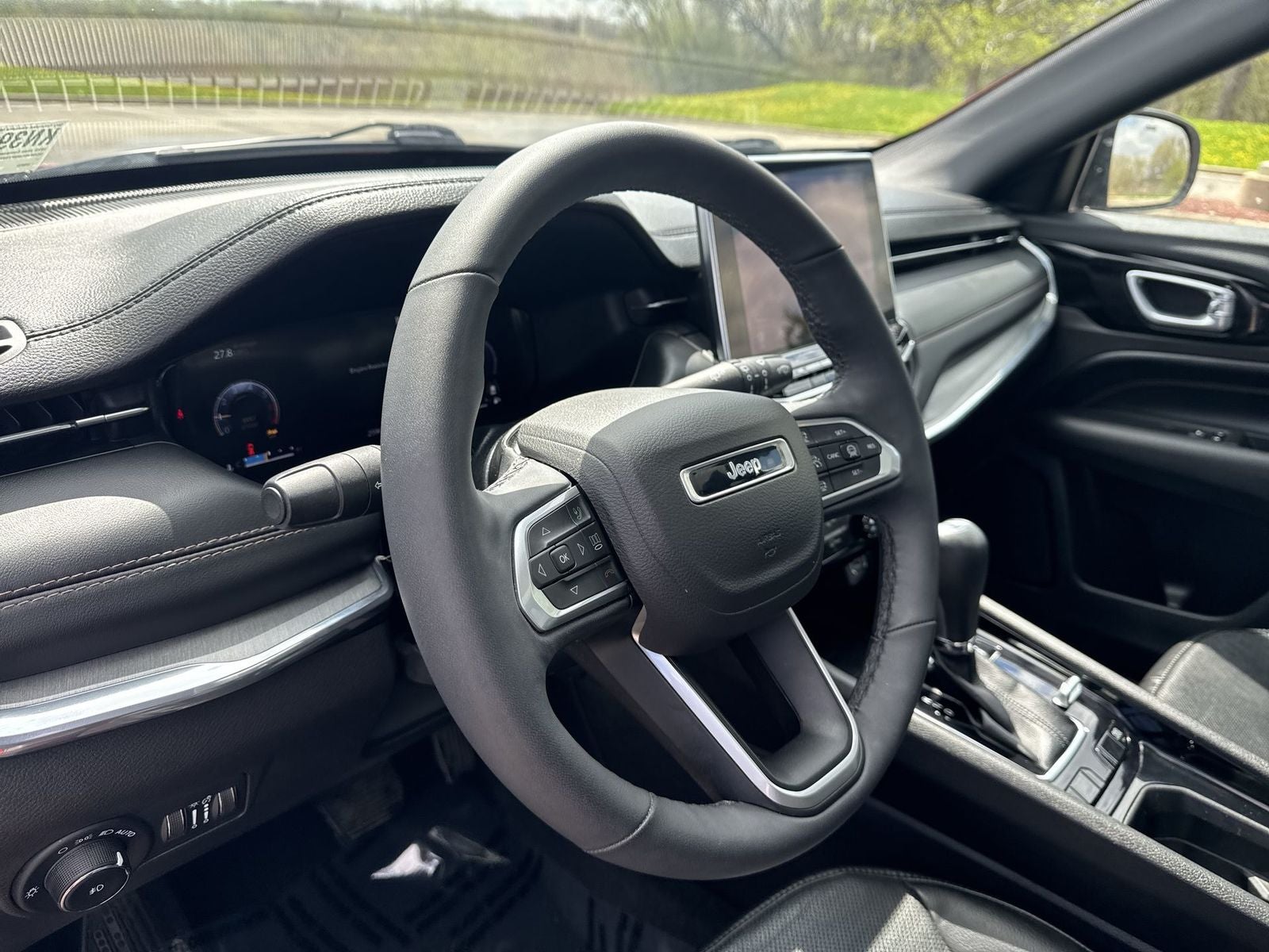 2023 Jeep Compass (Red) Edition