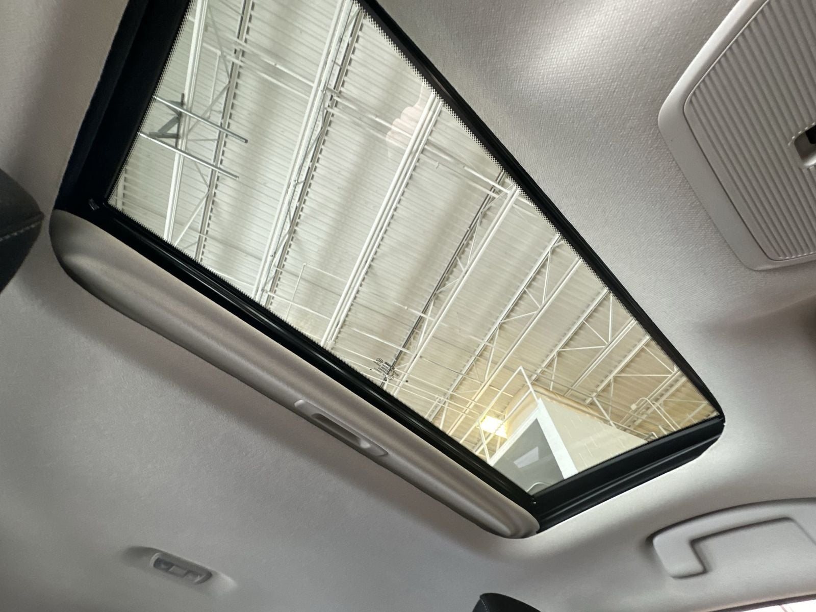 2026 Nissan Sentra SV Convivence Package